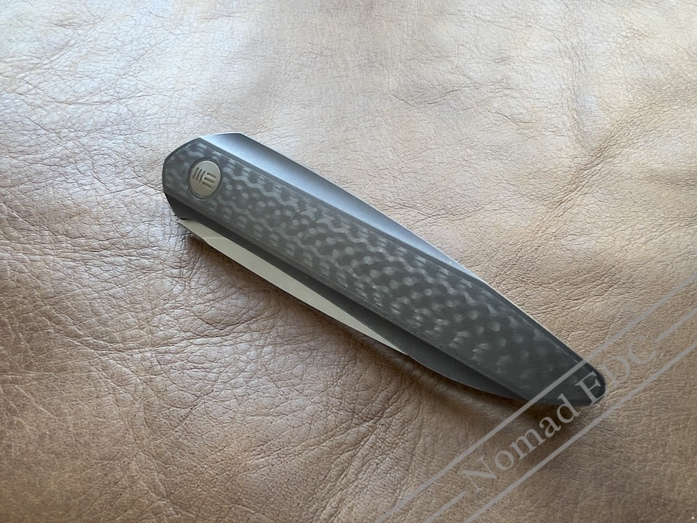 WE Knife Black Void Opus ihopfälld